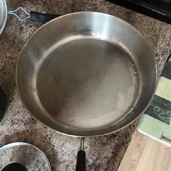 Full kitchen set - Picture 3 of 10